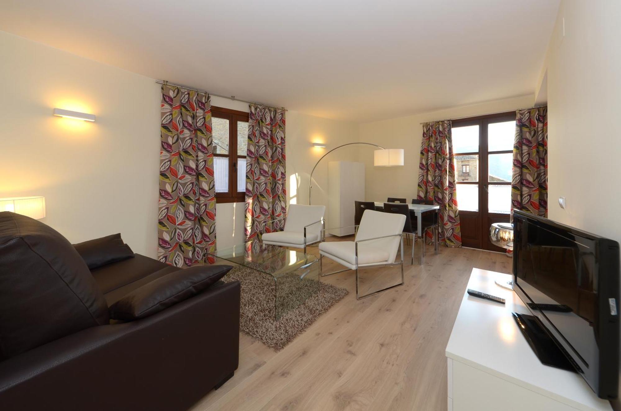 Apartamentos El Palacete de Aínsa Exteriér fotografie
