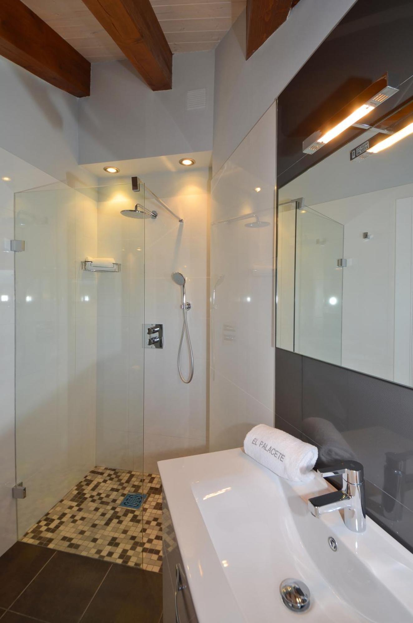 Apartamentos El Palacete de Aínsa Exteriér fotografie